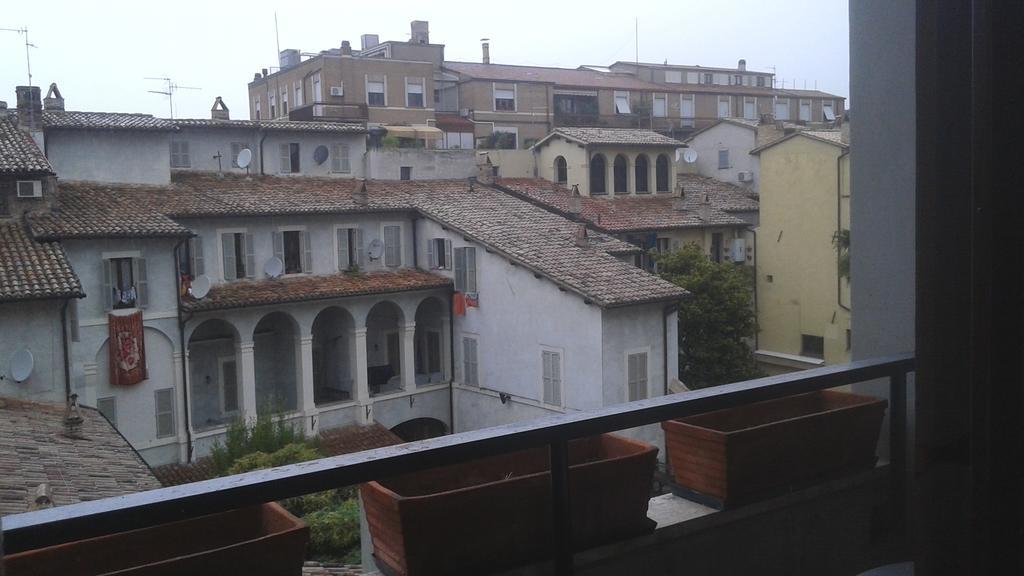 Camere Oberdan Foligno Exterior photo